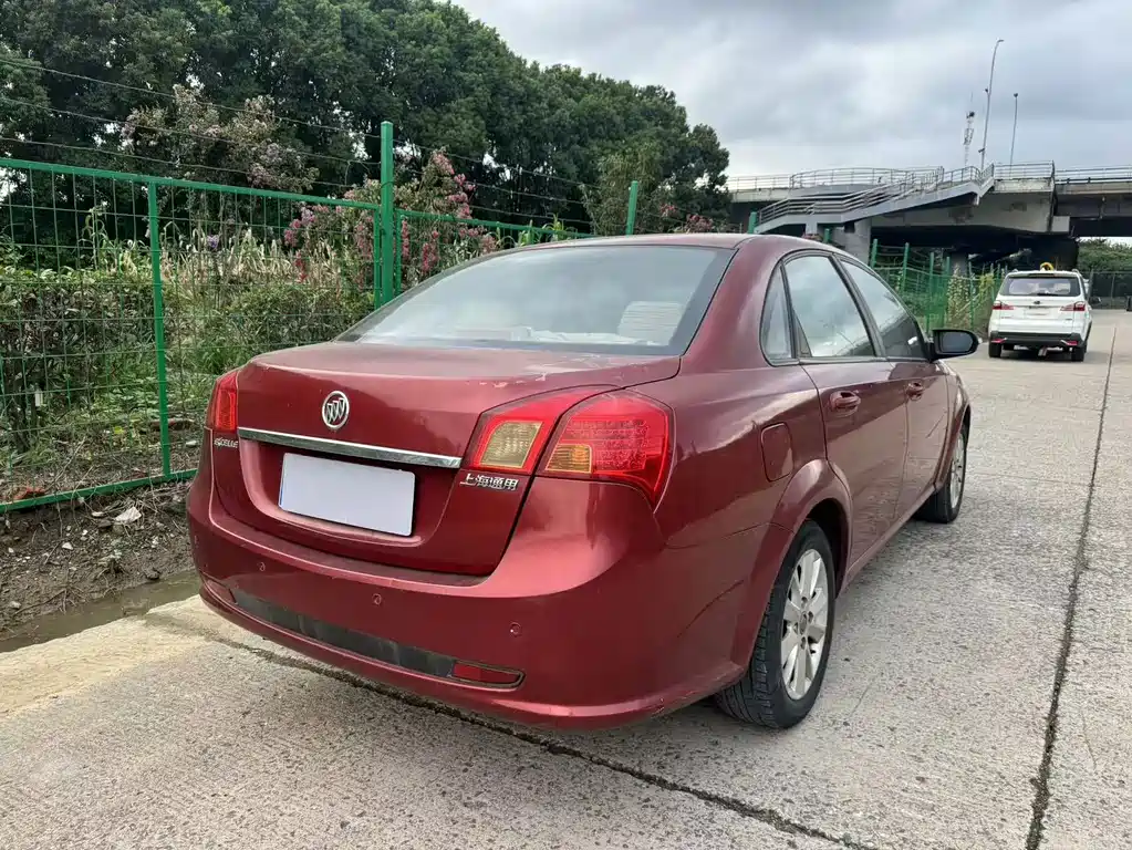 Buick Excelle — миниатюра 14
