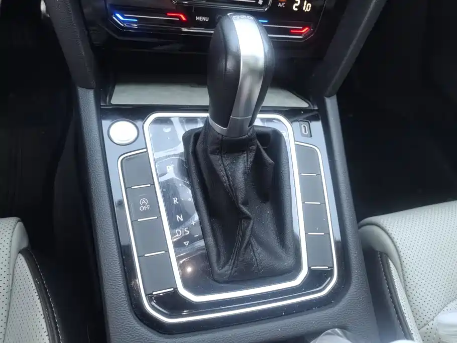 Volkswagen Magotan — миниатюра 16