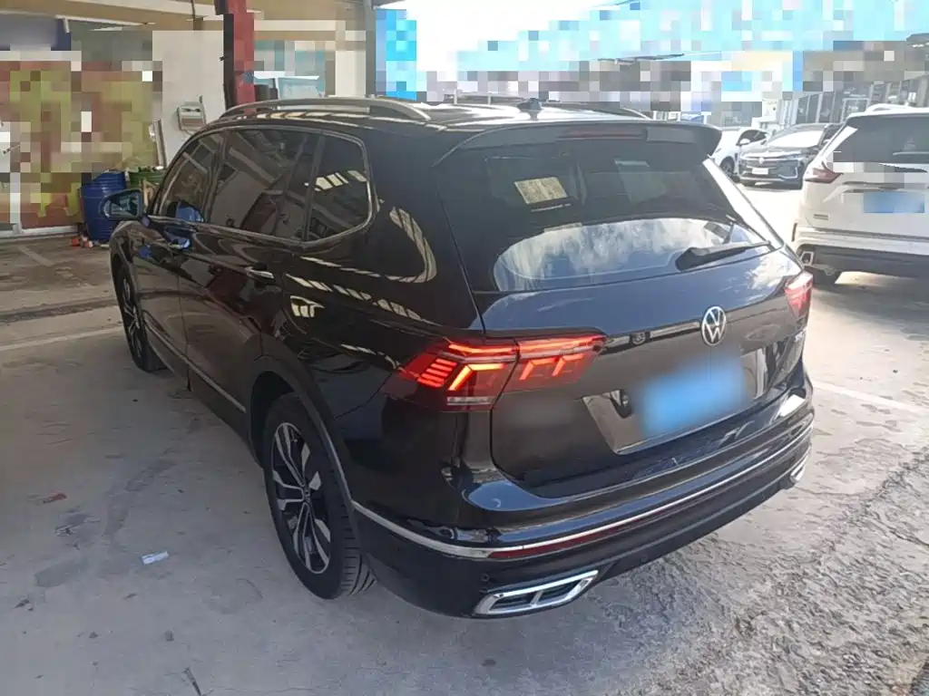 Volkswagen Tiguan L — миниатюра 5