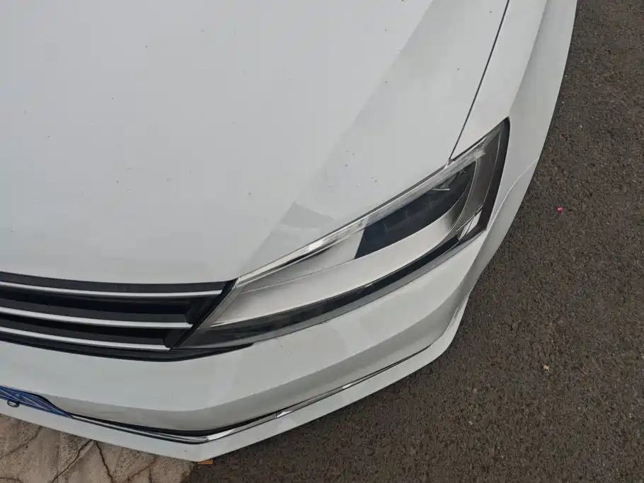 Volkswagen Sagitar — миниатюра 5