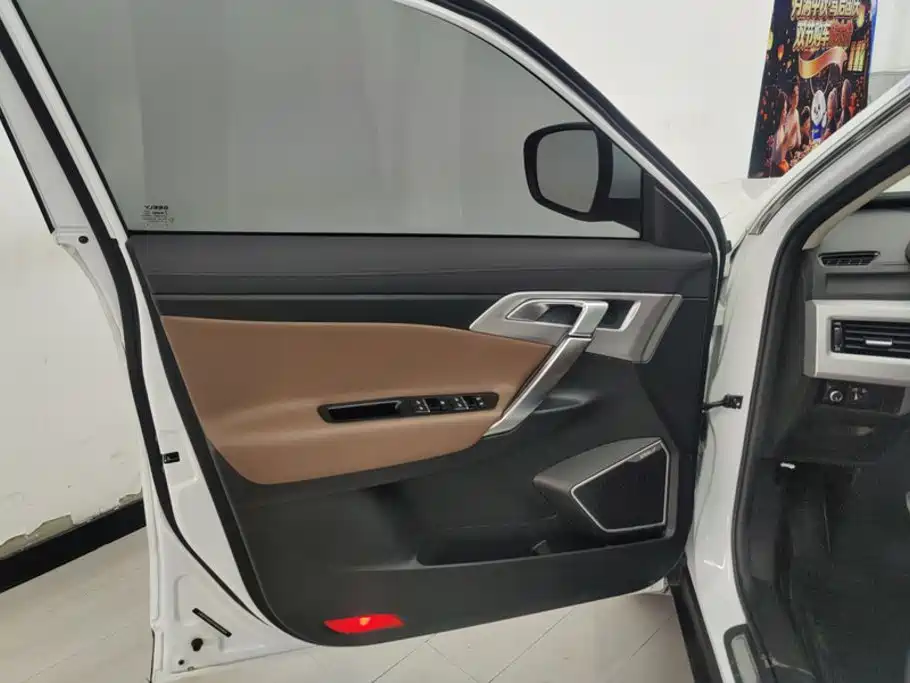 Geely Boyue — миниатюра 7