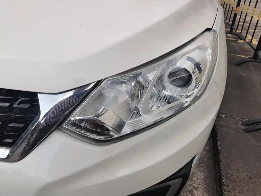 BAIC Senova X35 — миниатюра 5