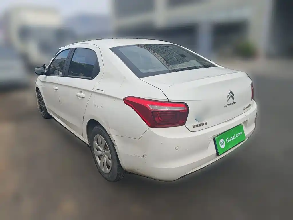 Citroen Elysee — миниатюра 4