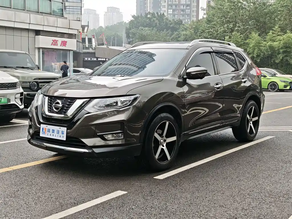 Nissan X-Trail — миниатюра 4