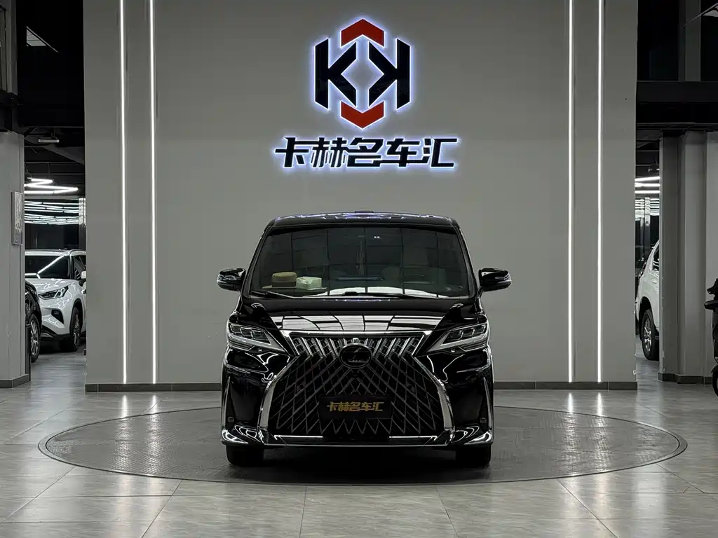 Lexus LM — миниатюра 2