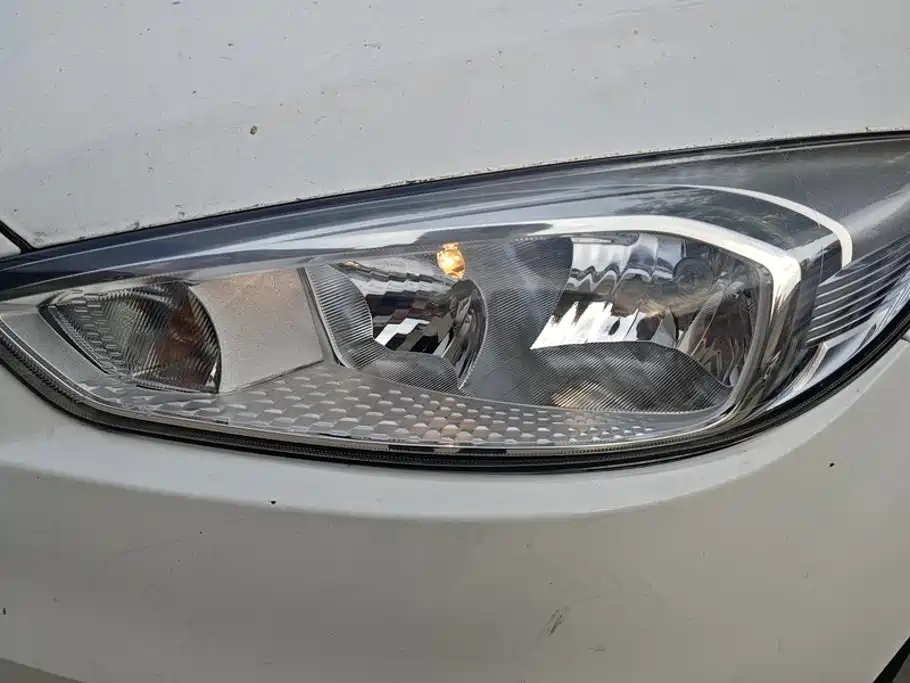 Ford Focus — миниатюра 5