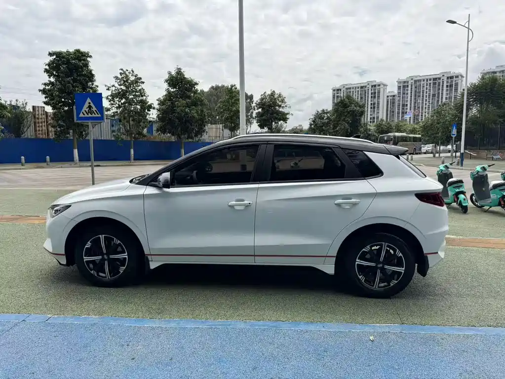 BYD e2 — миниатюра 7