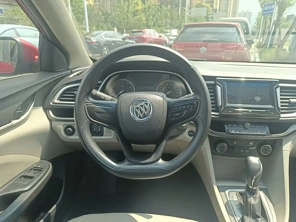 Buick Excelle — миниатюра 11