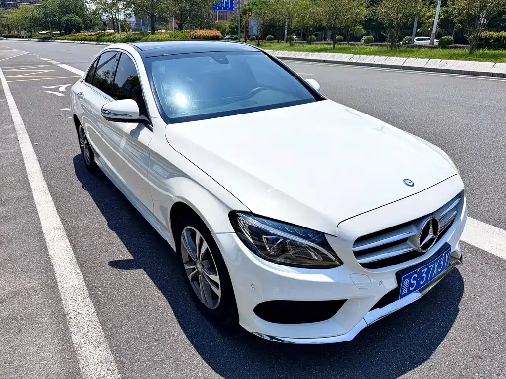 Mercedes-Benz C-Class — миниатюра 3