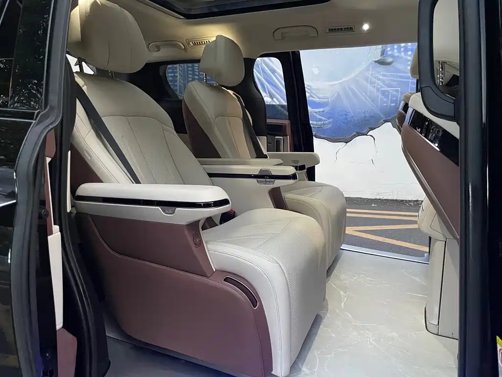 BYD Xia — миниатюра 13