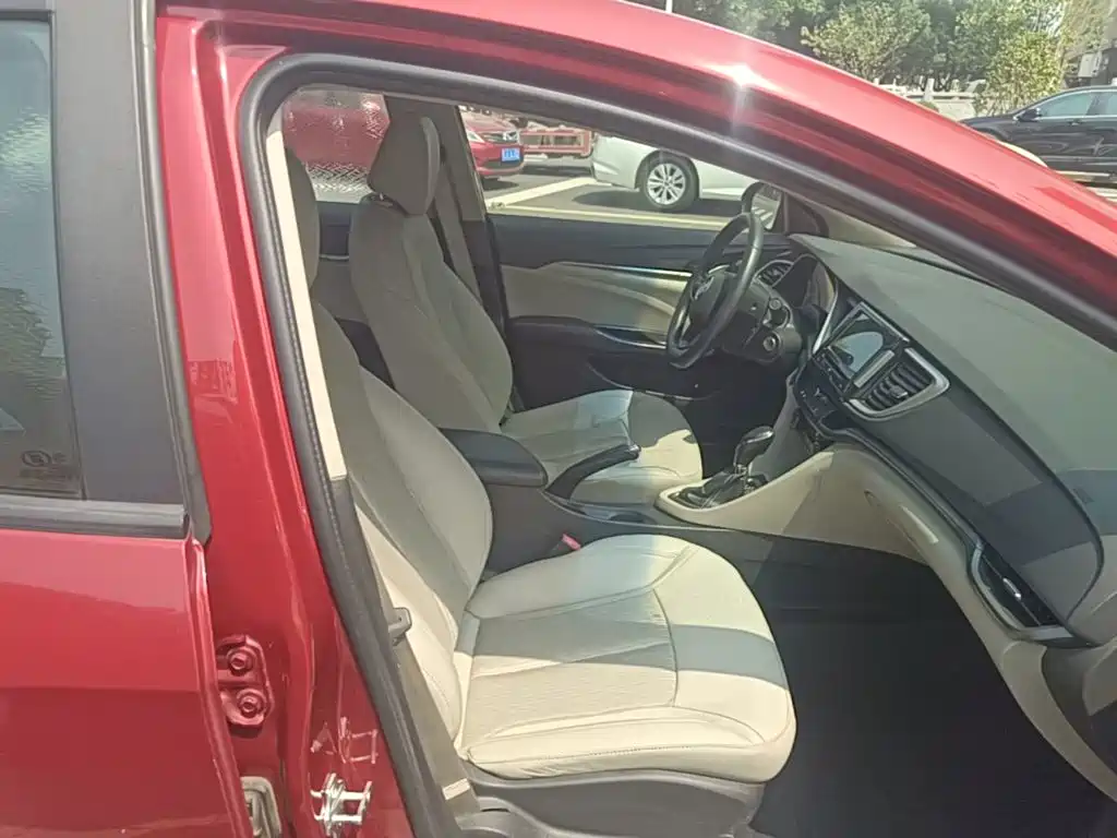 Buick Excelle — миниатюра 25
