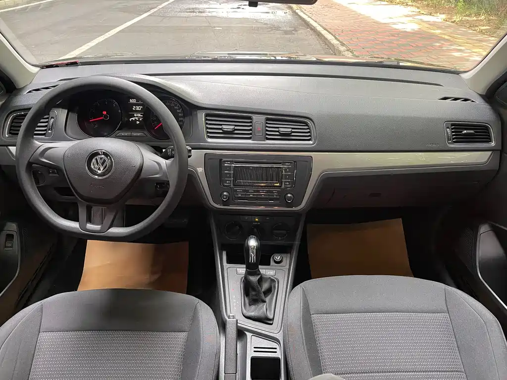Volkswagen Lavida — миниатюра 10