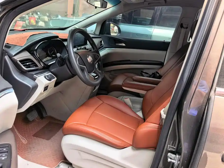 Buick GL8 — миниатюра 9
