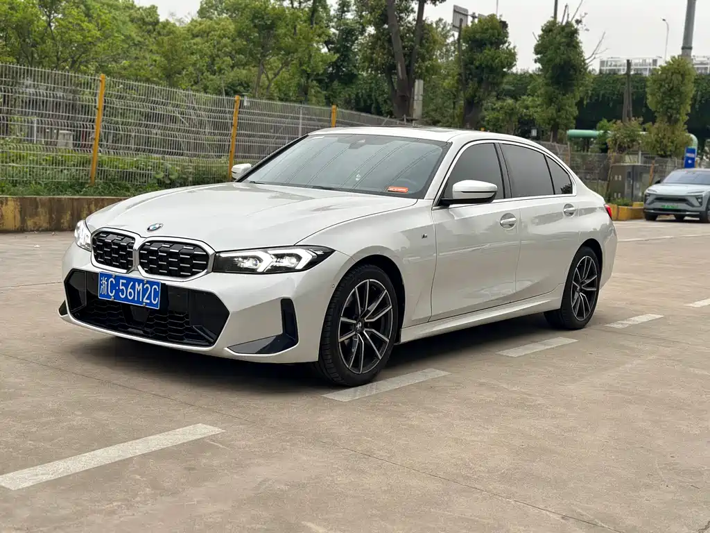 BMW 3 Series 2025