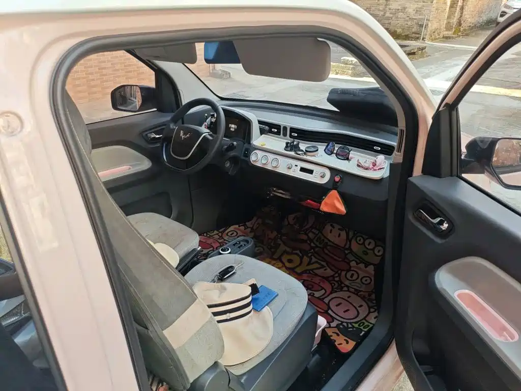 Wuling MINIEV — миниатюра 19