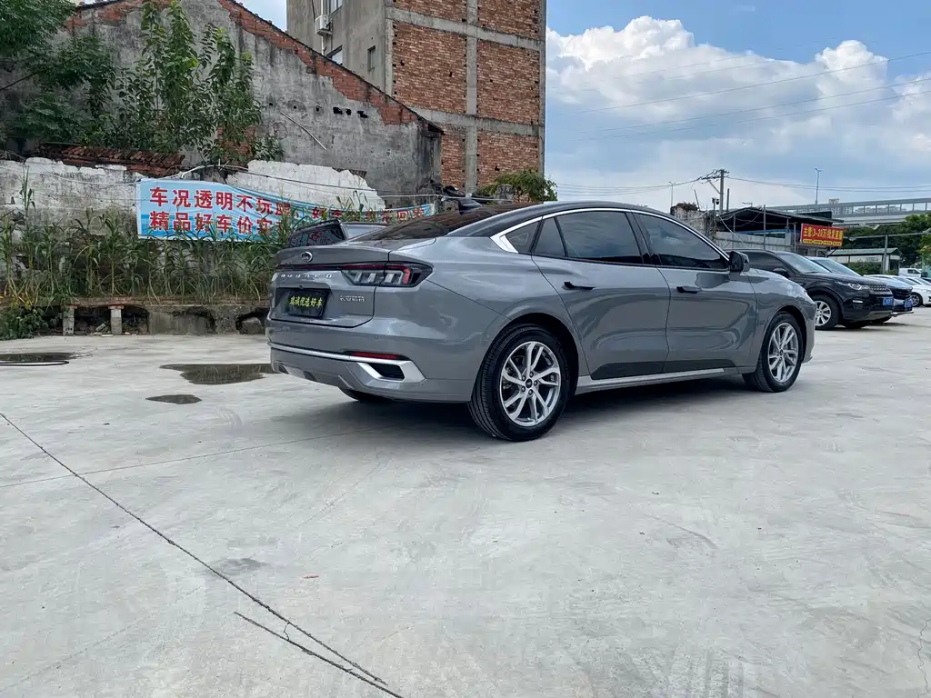 Ford Mondeo — миниатюра 4