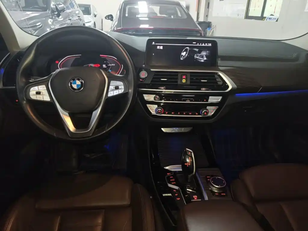 BMW X3 — миниатюра 10