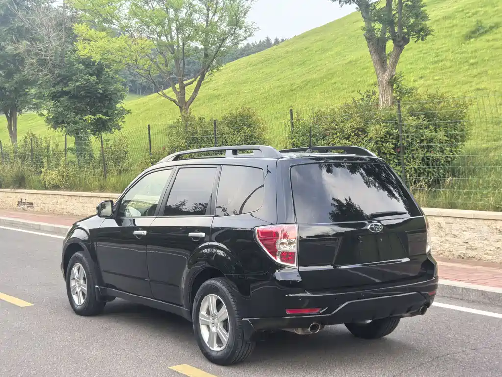 Subaru Forester 2012 2.0XS AT Luxury