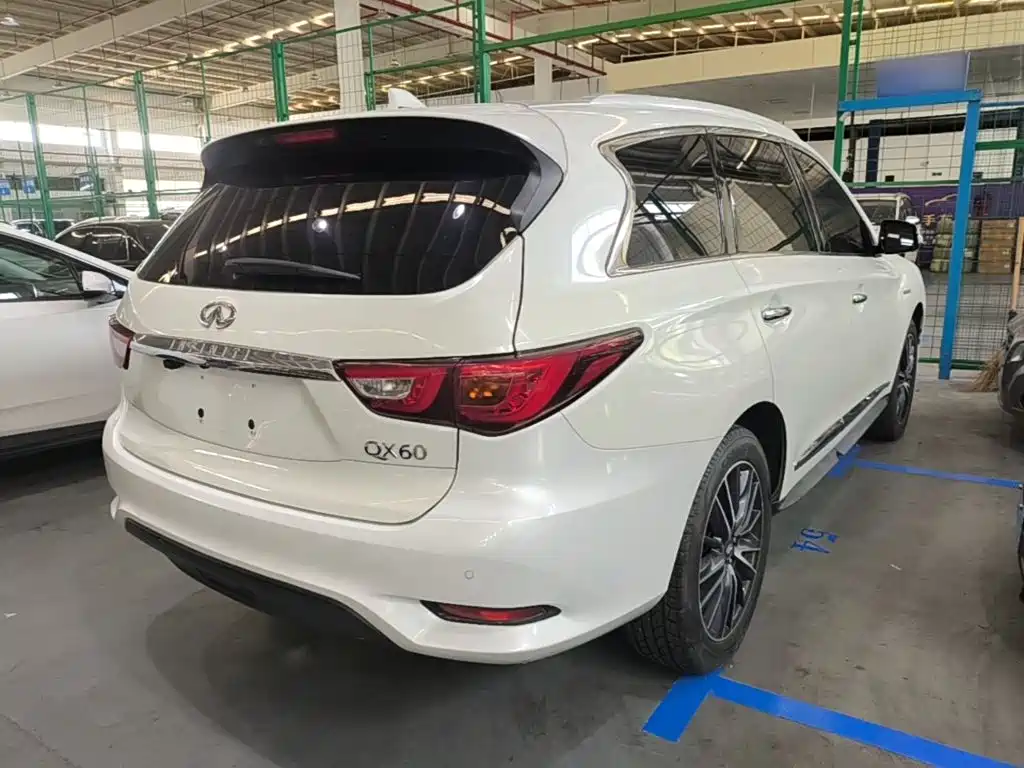 Infiniti QX60 (Import) — миниатюра 7