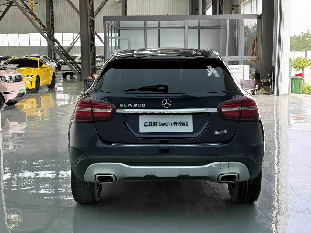 Mercedes-Benz GLA — миниатюра 10