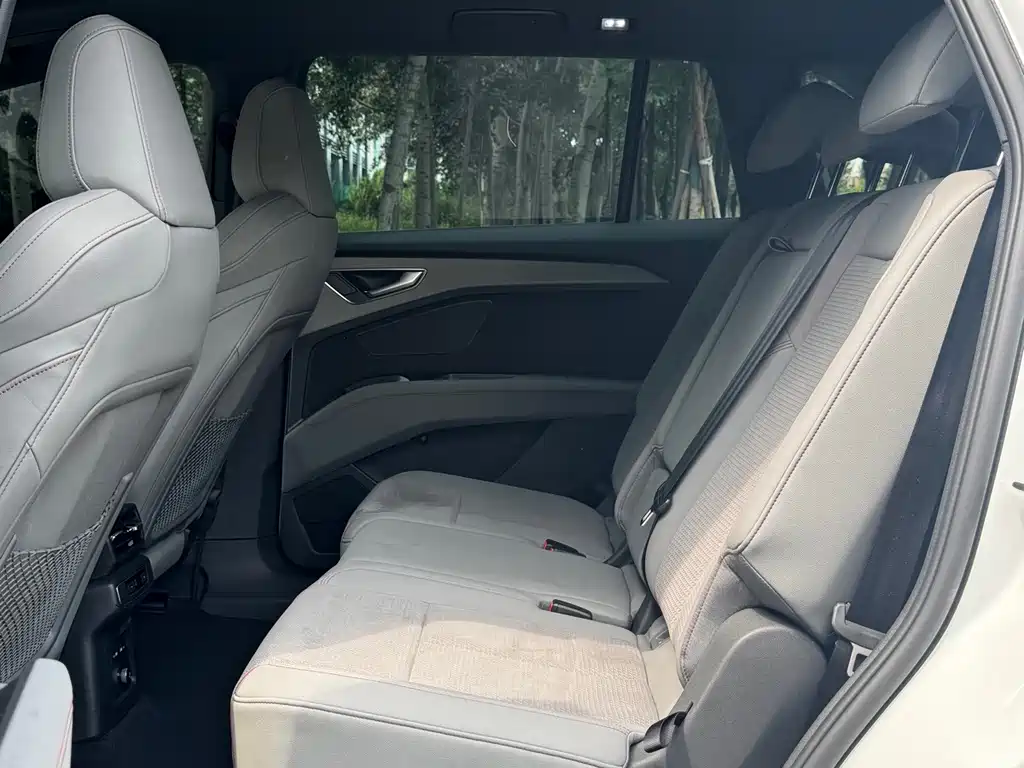 Audi Q5 e-tron — миниатюра 17