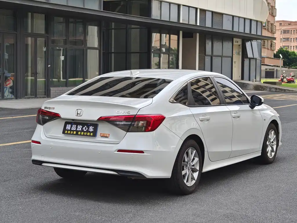 Honda Civic — миниатюра 4