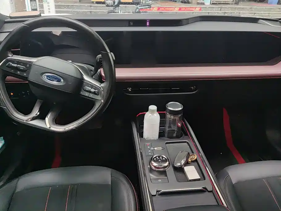 Ford Mondeo — миниатюра 12