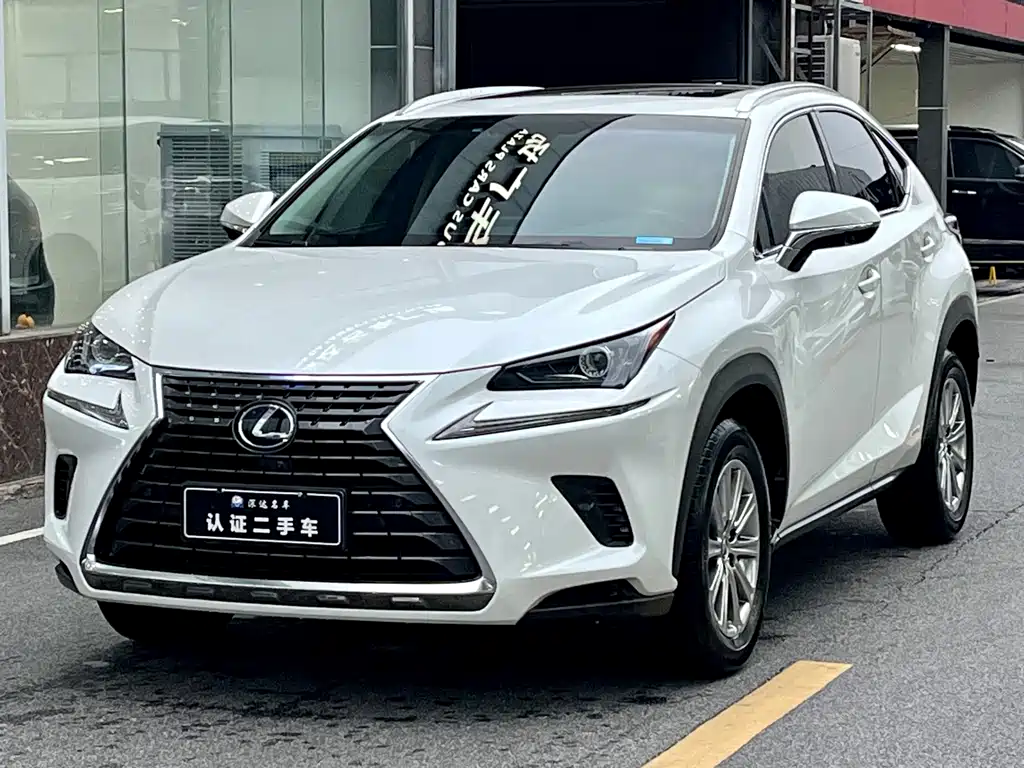 LEXUS NX