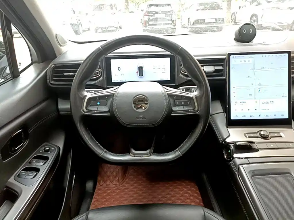 NIO ES6 — миниатюра 11