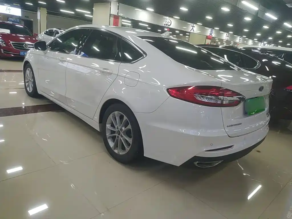Ford Mondeo — миниатюра 5