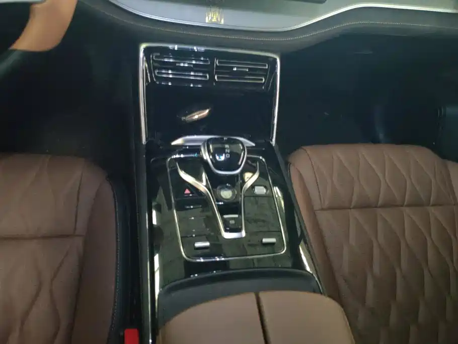 BYD Tang New Energy — миниатюра 16