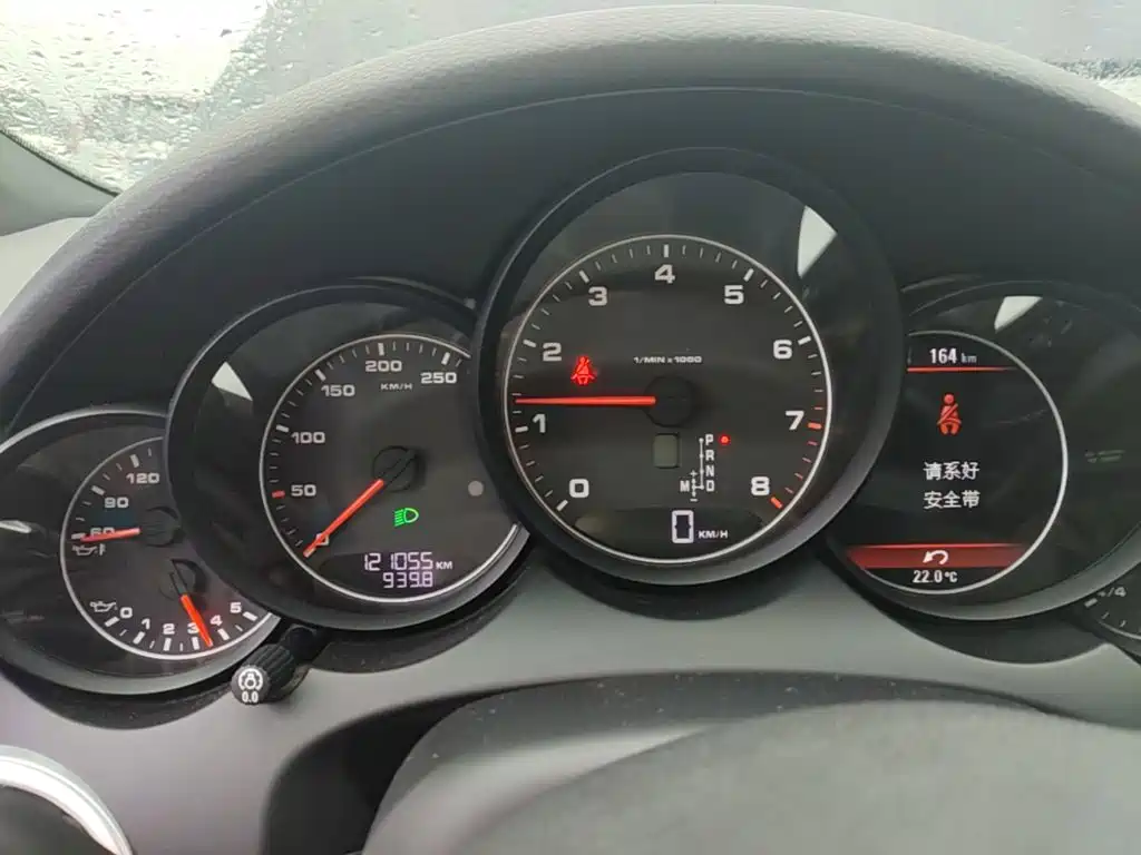 Porsche Cayenne — миниатюра 12