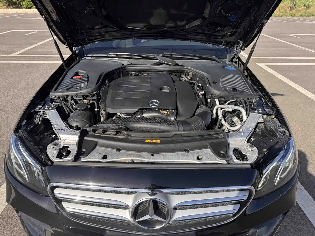 Mercedes-Benz E-Class E 2019 E 300 L Sport Fashion