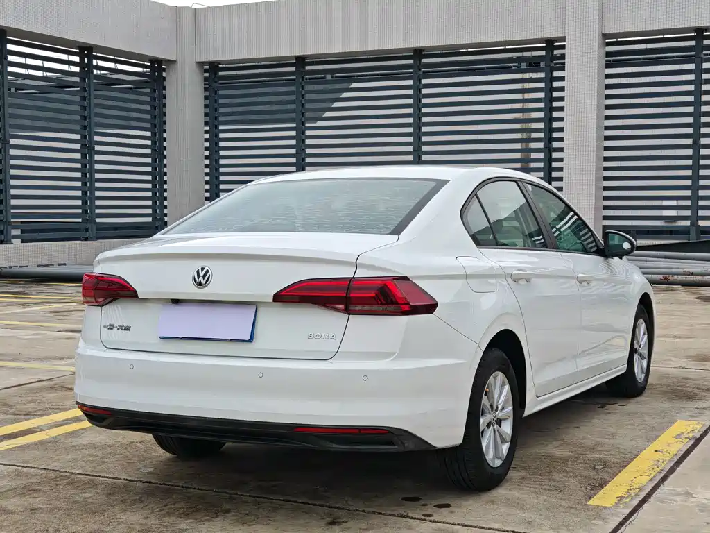 Volkswagen Bora — миниатюра 10