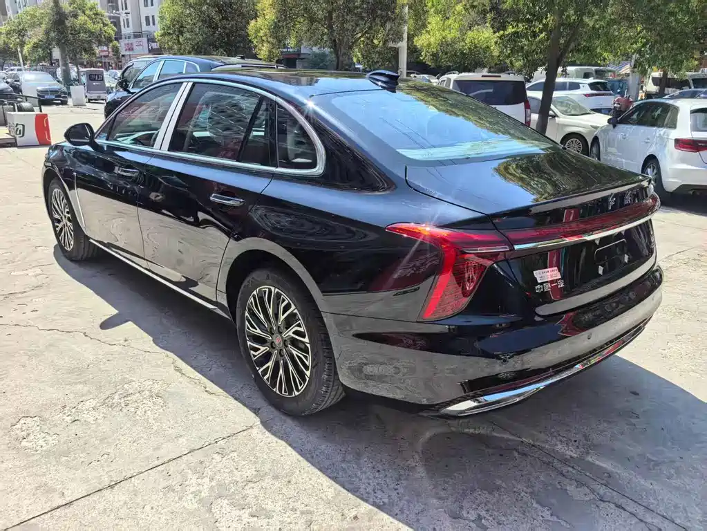 Hongqi Hongqi H5 — миниатюра 5