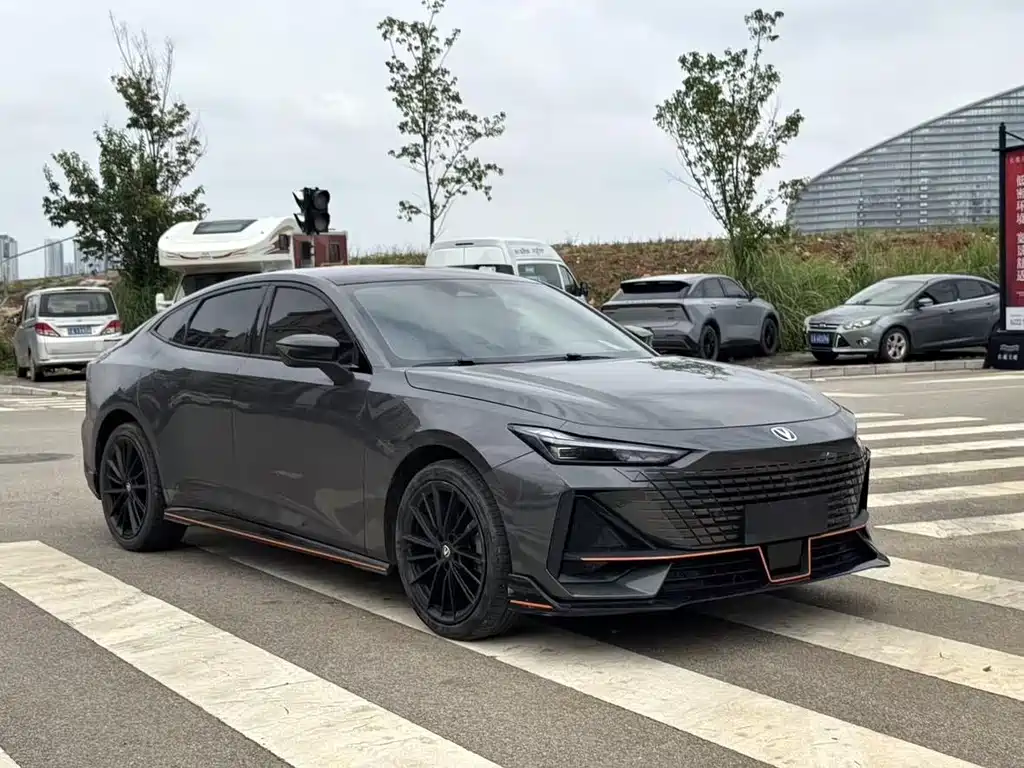 Changan UNI-V — миниатюра 2