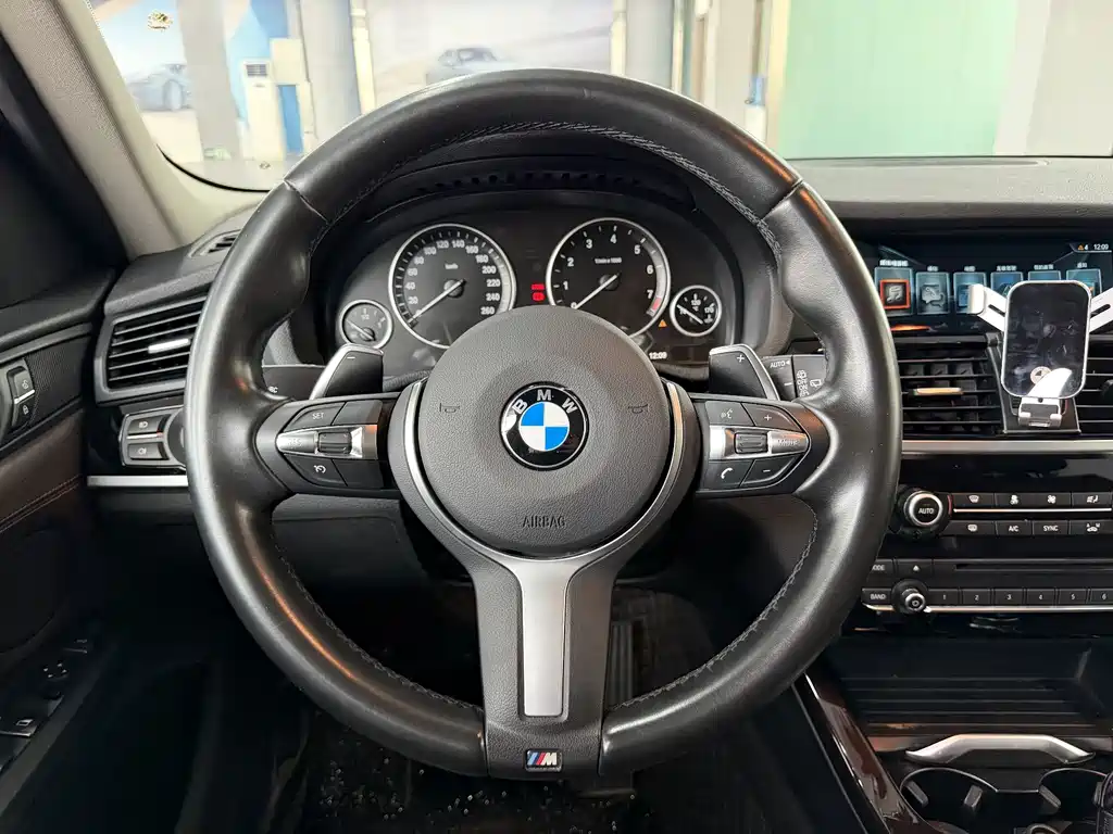 BMW X3 (Import) — миниатюра 7