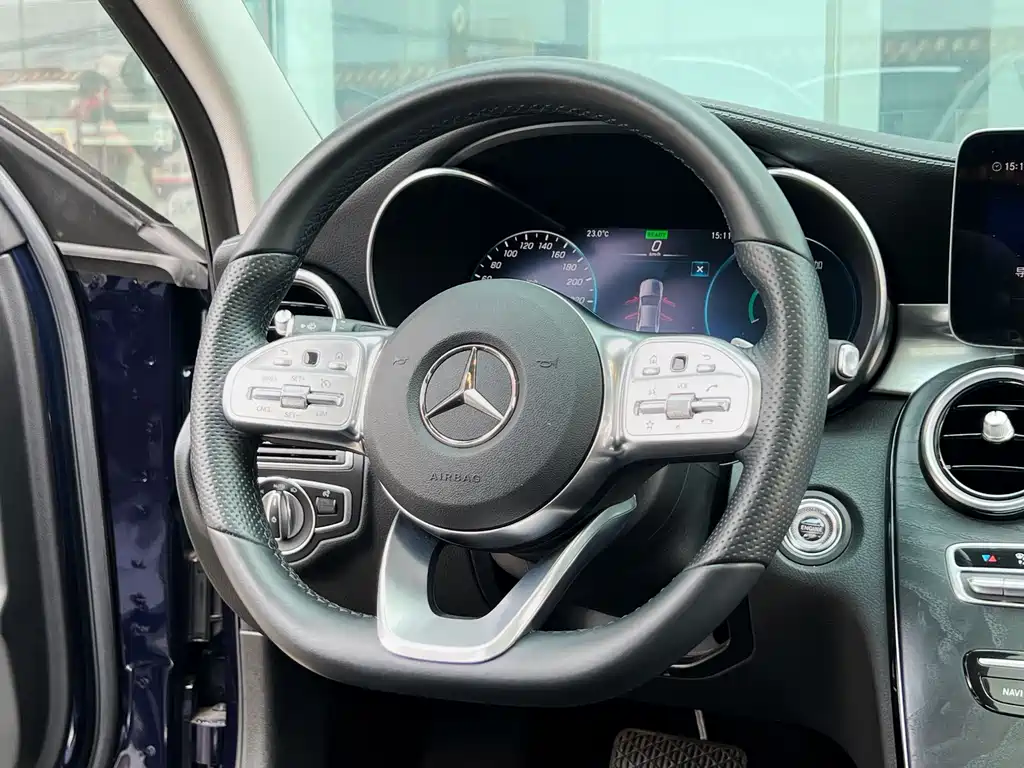 Mercedes-Benz C-Class — миниатюра 14