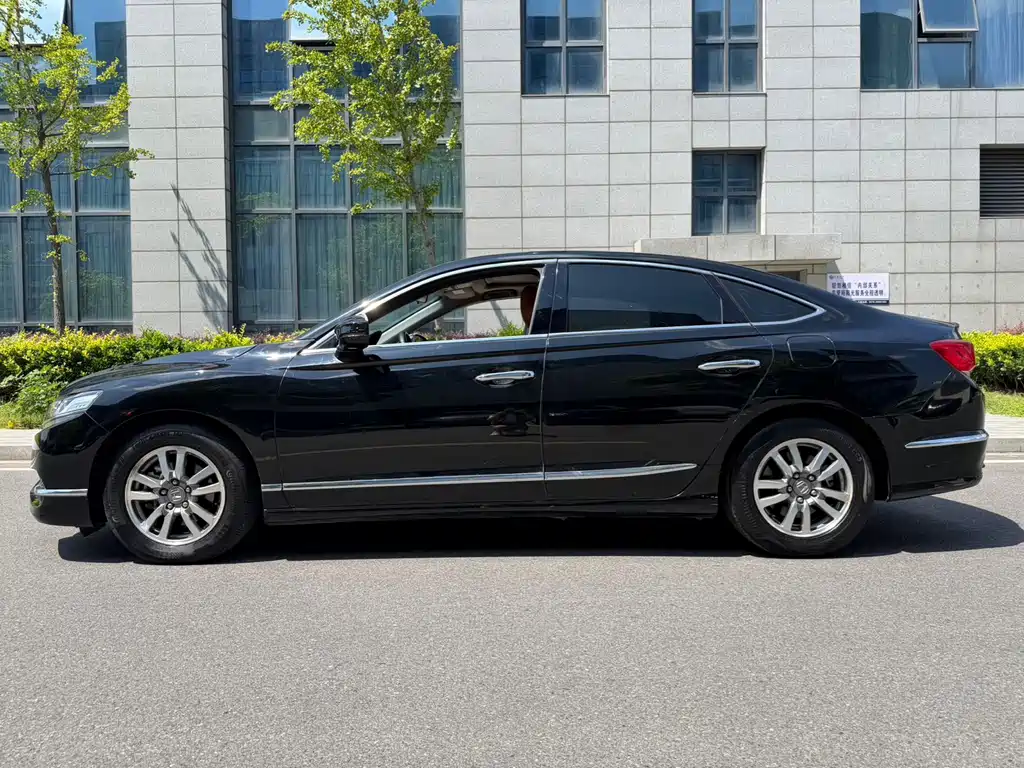 Honda Spirior — миниатюра 7