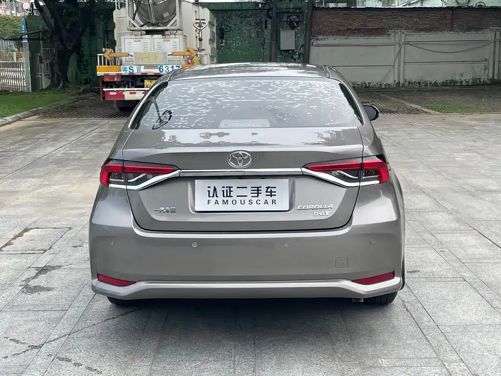 Toyota Corolla — миниатюра 4