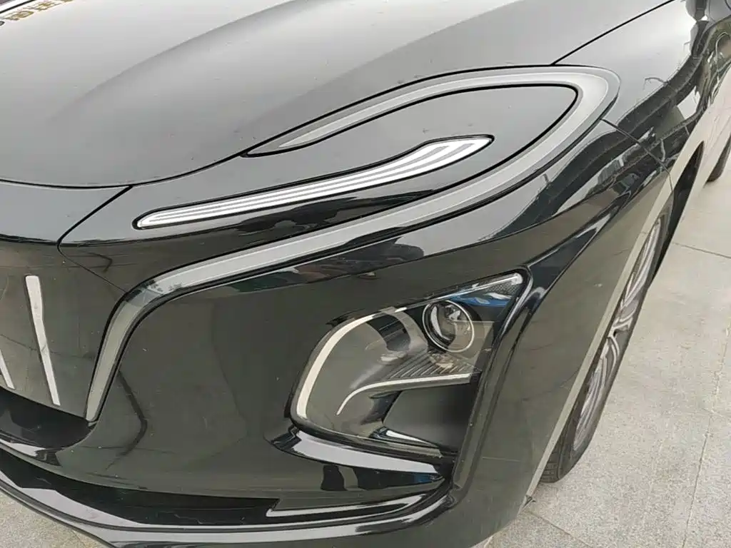 Hongqi Hongqi E-QM5 — миниатюра 24