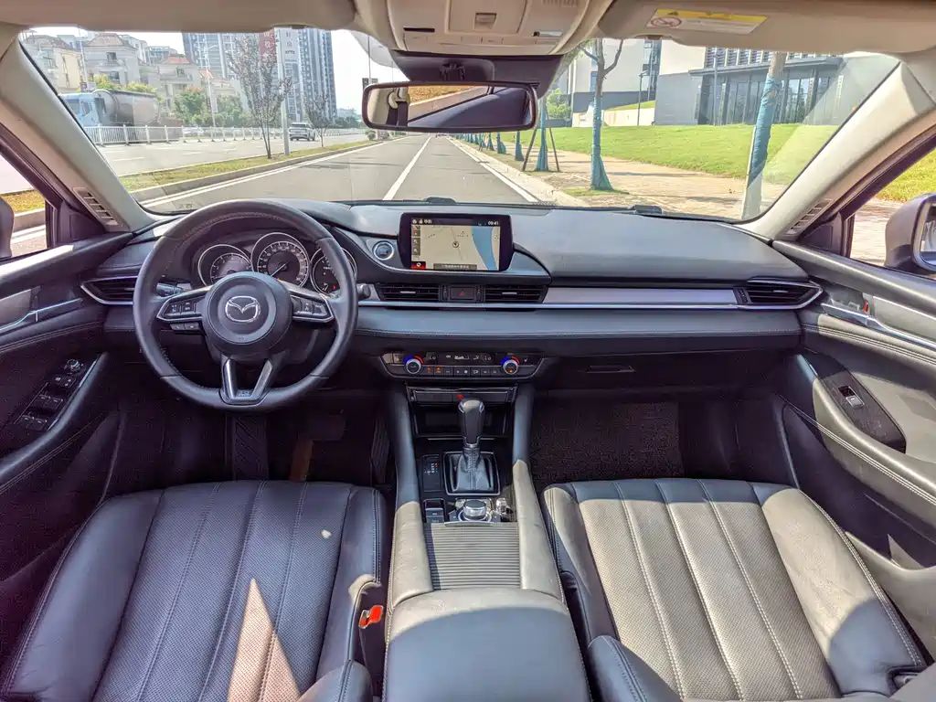 Mazda Atenza — миниатюра 8