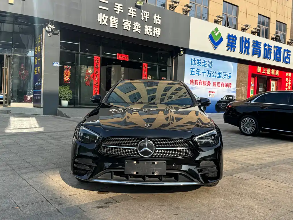 MERCEDES-BENZ E CLASS