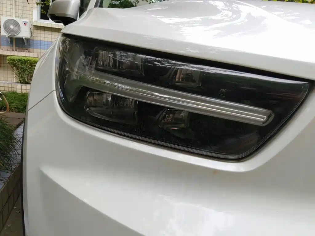 Volvo XC40 — миниатюра 7