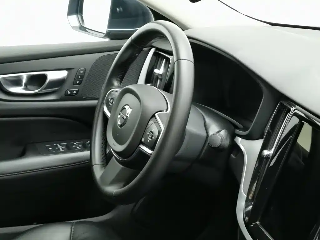 Volvo S60 — миниатюра 22