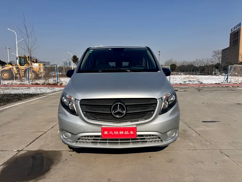 MERCEDES-BENZ VITO