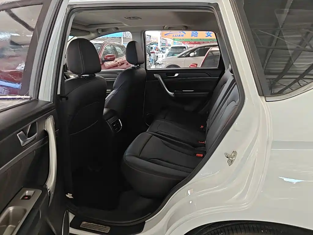 Haval M6 — миниатюра 17