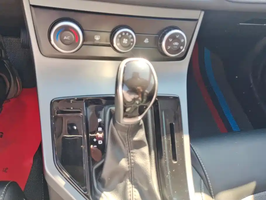 Geely Emgrand — миниатюра 16