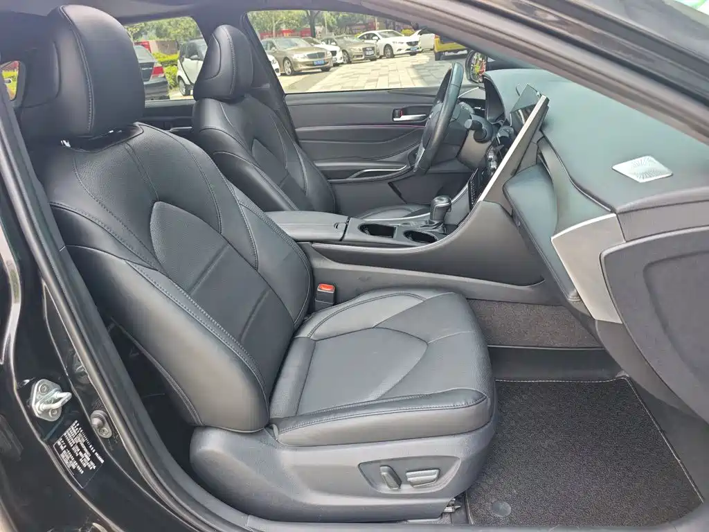 Toyota Avalon — миниатюра 4