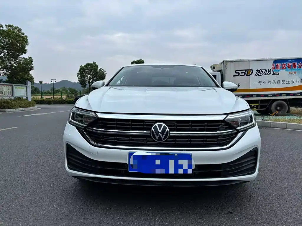 Volkswagen Sagitar — миниатюра 2
